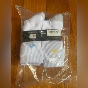 NWT adidas girls size L crew socks